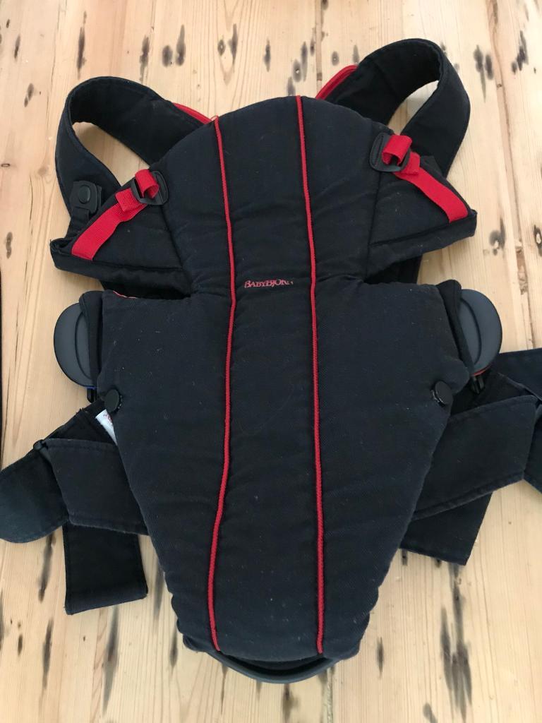 baby bjorn black red